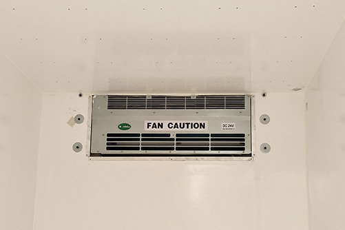 Автомобильная холодильная установка моноблок Huabon HT-580M в кузове рефрижератора